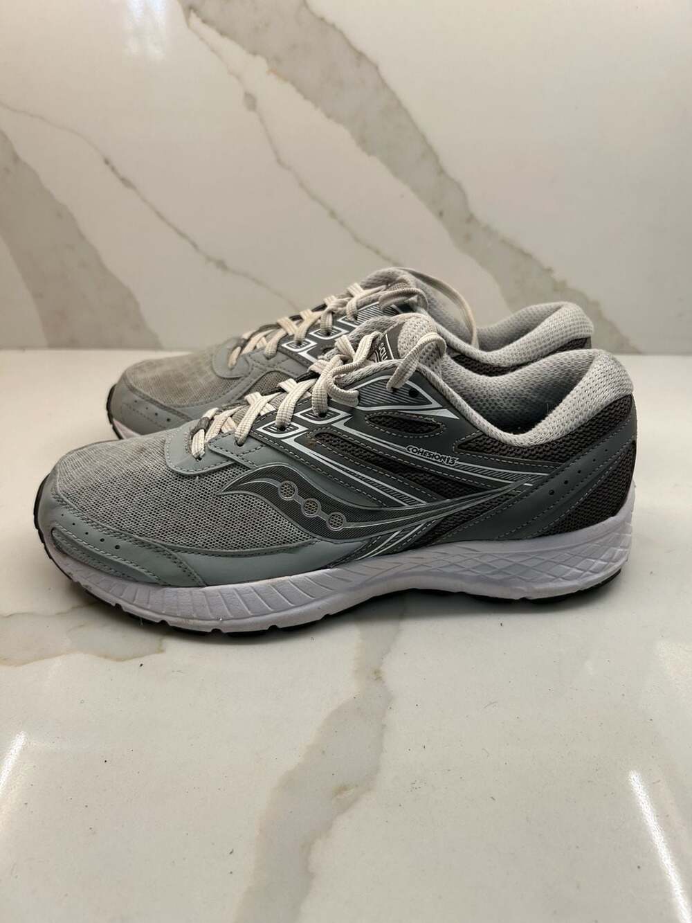 Saucony Women's Cohesion 13 Running Shoe (Size: 9)